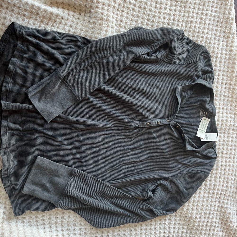 Aerie long sleeve